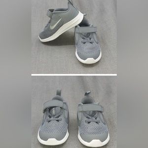 Toddler boy Nike shoes (5C)